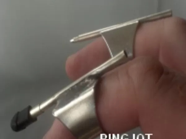 RingJot is the Wearable Pen and Stylus Hybrid of Your Dreams 2 ringjot-1