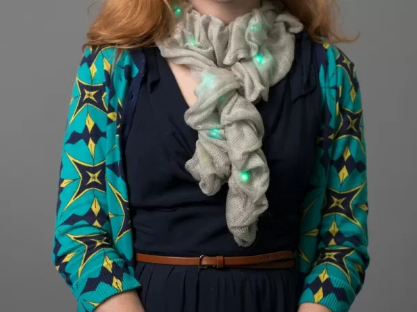 Color Changing Scarf Matches All Outifts 2 scarf1