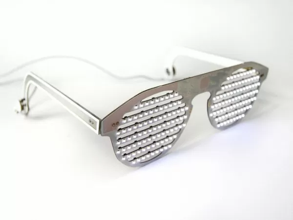 Bright Eyes DIY Glasses Kit Lets You Make the Wearable Tech 2 bright-eyes-1