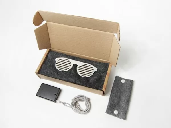Bright Eyes DIY Glasses Kit Lets You Make the Wearable Tech 3 bright-eyes-2
