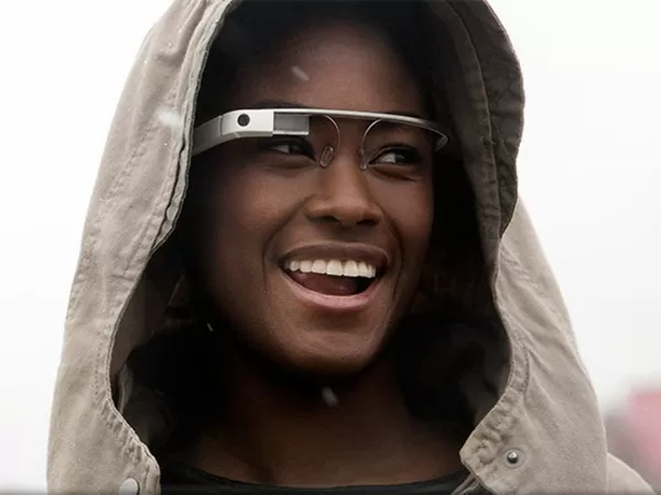 Changing Technology - How Google Glass Will Impact Our Lives And Technology As We Know It 2 googleglass1
