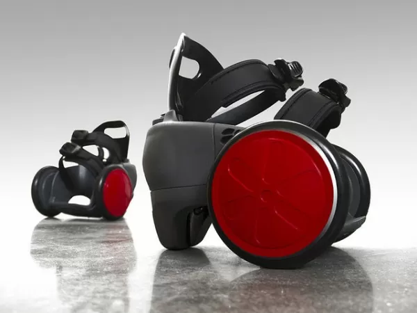 spnKIX Brings Wearable Mobility With Battery Powered and Motorized Skates 2 spn-kix