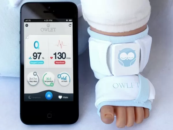 Wearable Tech Sock For Babies 2 owlet1