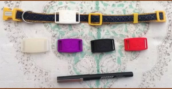 WoofLinks Lets You Store All Kinds of Information on Your Dog's Collar 3 woof-2