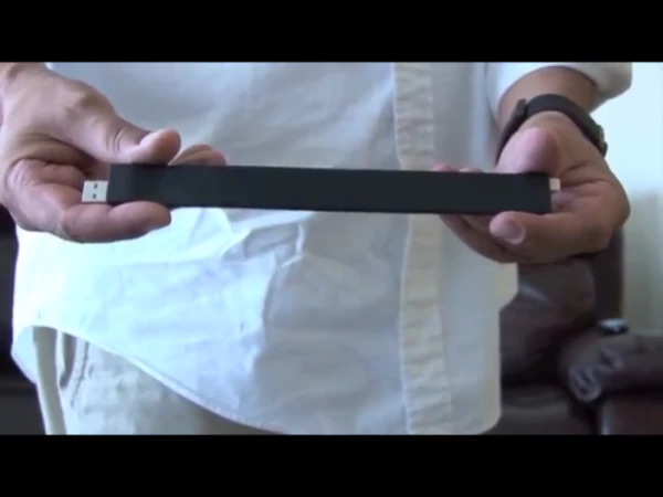 Wrist Charge is the Wristband That Also Charges Your Gadgets 3 wristcharge-2