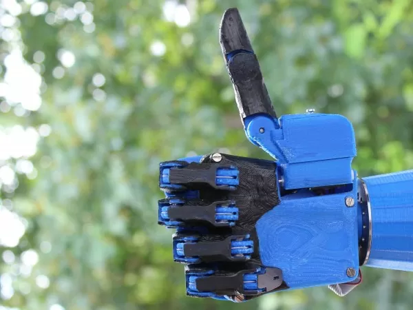 This 3D-Printed Prosthetic Hand is Robotically Cool 2 dextrus