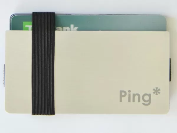 Introducing Ping, a Totally Thin and Totally Tech-Heavy Wallet 3 ping-2