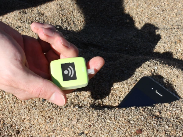 Cubit - The Smart, Fashionable, and Affordable Notifications Device 3 Cubit - Phone Finder