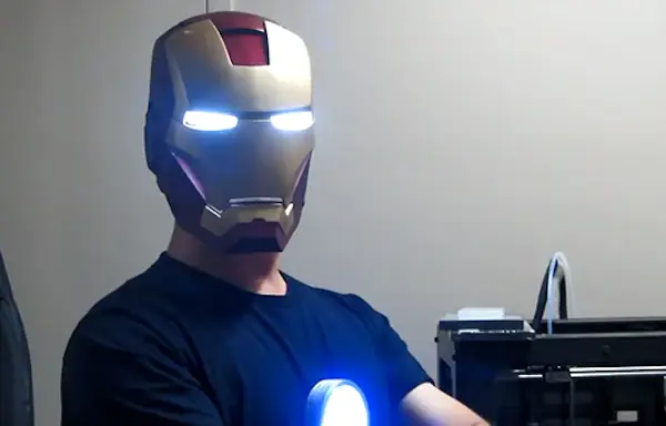 Here's a 3D-Printed Iron Man Helmet That is Gesture Controlled 2 3d-Printed-Iron-Man-Helmet