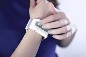 The Tactilu Bracelet Lets You Touch Long Distance 2 womanClose2