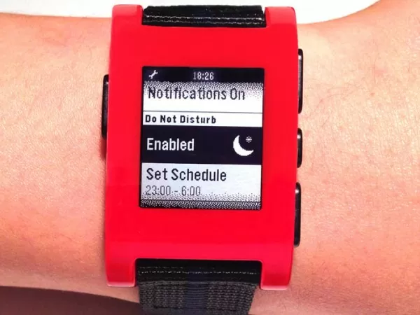 Pebble's New Updates Make The Smartwatch Better than Ever 3 131212.DND Hero