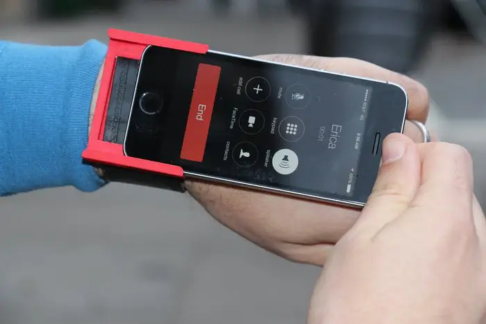 Smartlet Case Turns Your Smartphone Into a Smartwatch 3 592c3836e6cbb35ad5d5e4e9eaeedcfb_large