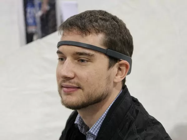 Muse Brain-Sensing Headband Now Has Consumer Version 2 muse