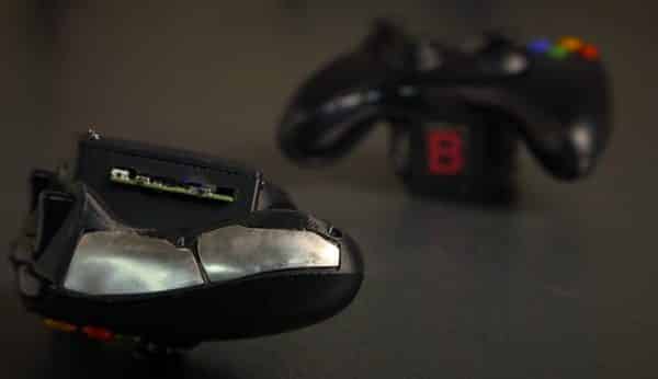 This Game Controller Reads Your Skin to Tell if You're Bored 2 stanford-emotion-gamepad