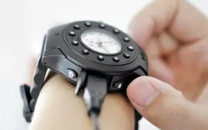 chinavasion-gps-watch-2 Chinavasion wristwatch phone has GPS so you keep track of your kids 3