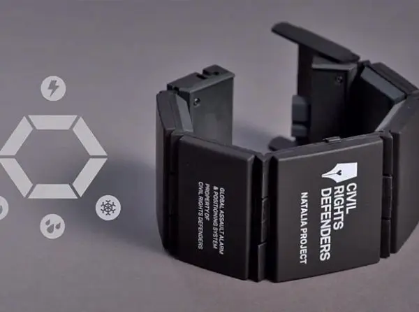Swedish Armband Uses GPS to Protect the Wearer From Assaults 2 civil-rights-defenders-bracelet