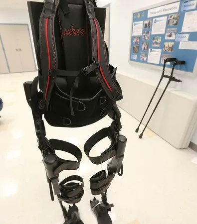 Ekso Bionics robotic suit will help the paralyzed walk again 2 ekso-robotic-suit-1