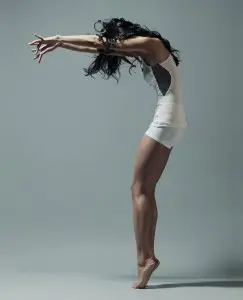 Electricfoxy's The Move electronic yoga suit lets you know when you are contorting yourself incorrectly 5