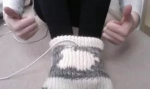 Seymour Burns presents the Apple power adapter foot cozy 2