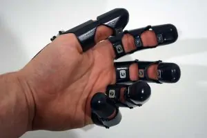 glove-one-3 Glove One is a 3D-printed glove that doubles as a cyborg cellphone 4