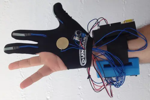 Med Sensation's Glove Tricorder may one day help hypochondriacs diagnose themselves 2 glove tricorder 1