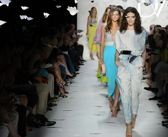 Google Glass walks the runway at New York Fashion Week 3 google-glass-diane-von-furstenberg-runway-2