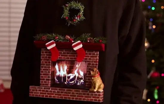 This free app helps you make the most despicable holiday sweater ever 3 holiday-sweater-1