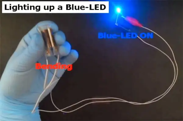 Korean scientists create the first truly flexible battery, we get excited 2 korean scientists flexible battery 1