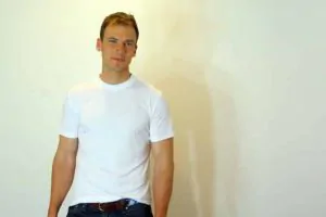 ministry-supply-apollo-shirt-3 Ministry of Supply Apollo dress shirt uses NASA tech to keep you cool 4