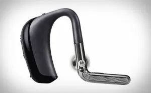 Motorola Oasis headset releases on October 3rd for $80 2