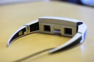 Silicon Micro Display ST1080 tries to beat Google to the punch 6
