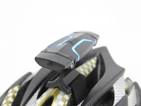 Spectacam is a clip-on camera that records both front and back 2 spectacam-1