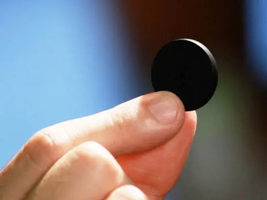 StickNFind Bluetooth stickers help you find your keys, remote or anything else you lose 2 sticknfind-1