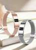 Smart fitness tracker, smart wristband that displays time and battery level SpO2