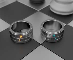 The Ring Clock | DudeIWantThat.com