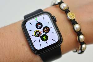 Apple Watch Series 5 review: A better, more independent ...