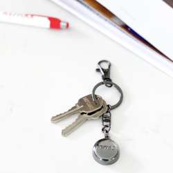 Black RE/MAX Keychain &ndash; invisaWear