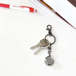 Black RE/MAX Keychain &ndash; invisaWear