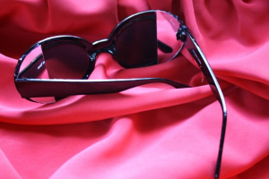 How To: DIY Rearview Mirror Spy Sunglasses | Spy sunglasses