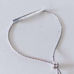 Inspirational Silver Bar Bracelet &ndash; invisaWear