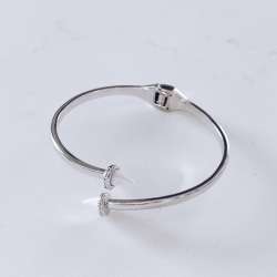 Silver Marble Spike Cuff Bracelet &ndash; invisaWear