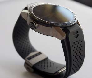 TAG-Heuer-Connected-Smartwatch-46