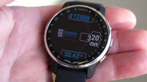 Garmin D2 Air X10 watch for pilots
