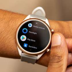 Fossil Sport Smartwatch review: new watch, same old tricks ...