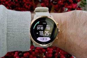 Hardcore Suunto 7 Takes on the Apple Watch in its Toughest ...