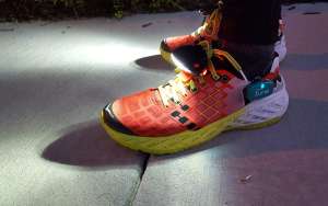 Running Without Injuries: Night Runner 270 Review
