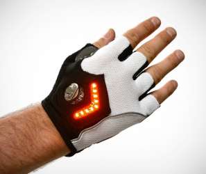 Zackees LED Turn Signal Gloves | GearCulture