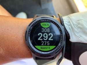 GolfBuddy aim W10 GPS Watch - IGolfReviews