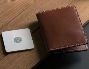 The Tile Slim Tracking Wallet by Nomad Combines Looks and ...