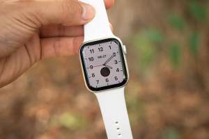 2020 Apple Watch Series 6 to be faster and more water ...